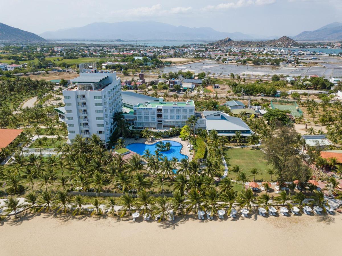 Saigon - Ninh Chu Hotel & Resort Фанранґ Екстер'єр фото