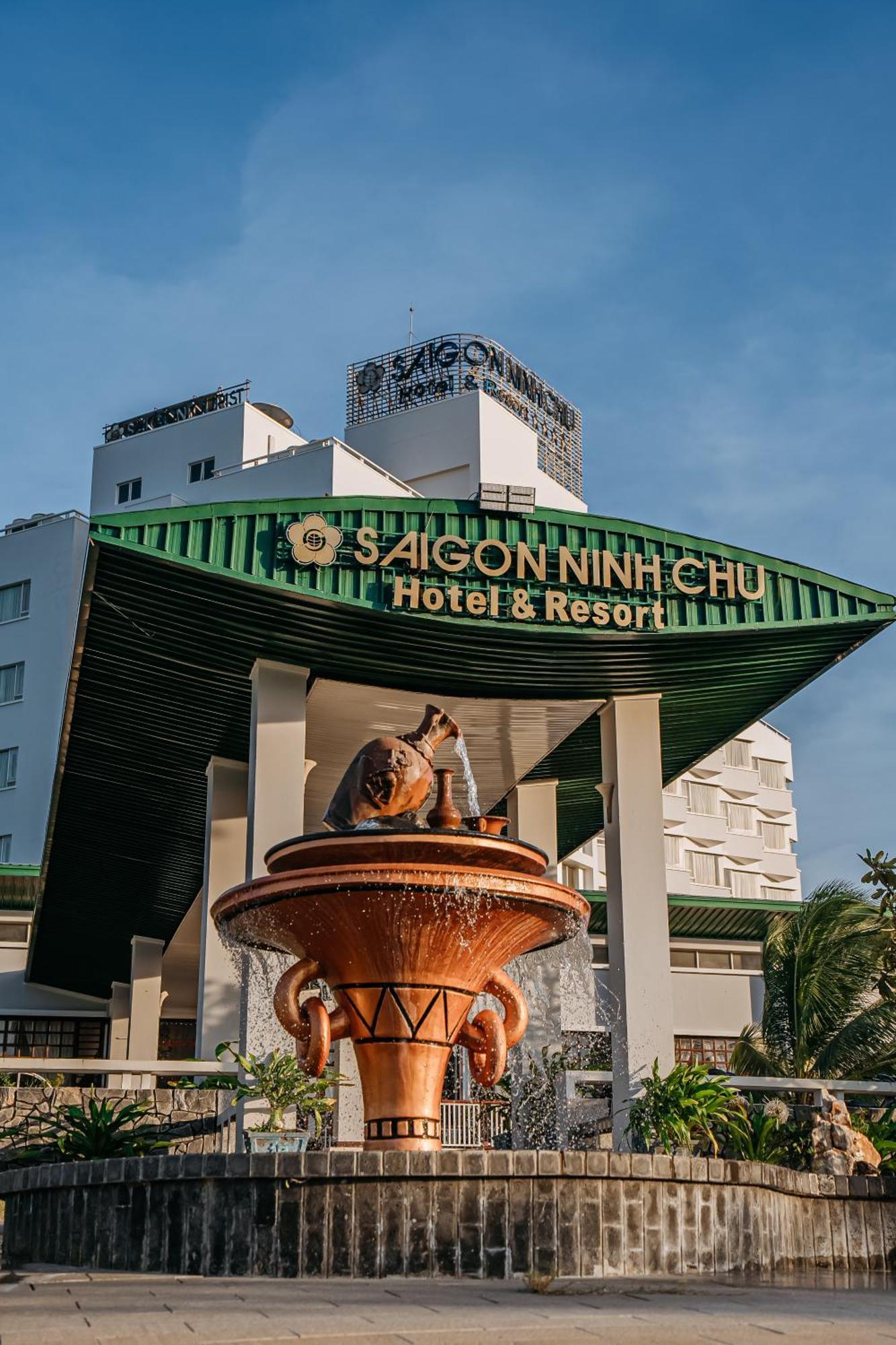 Saigon - Ninh Chu Hotel & Resort Фанранґ Екстер'єр фото